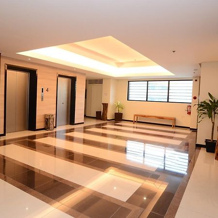 Ever O Business Hotel Замбоанга Экстерьер фото