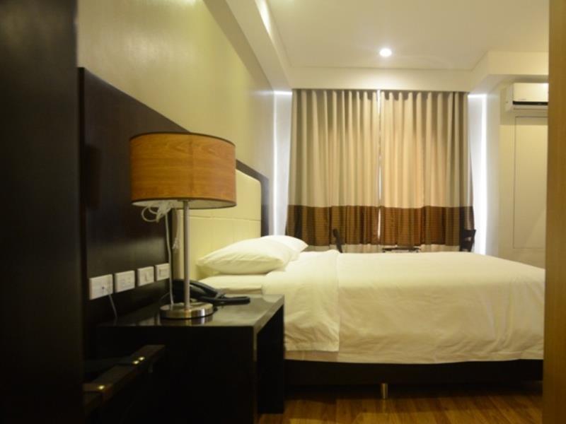 Ever O Business Hotel Замбоанга Экстерьер фото